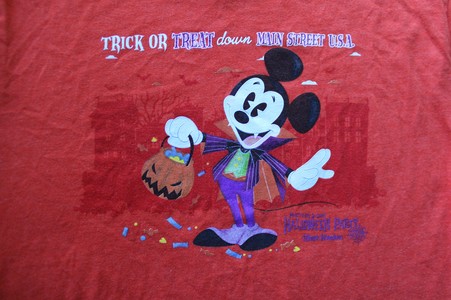 Magic Kingdom trick or treat Mickey tee - youth L?