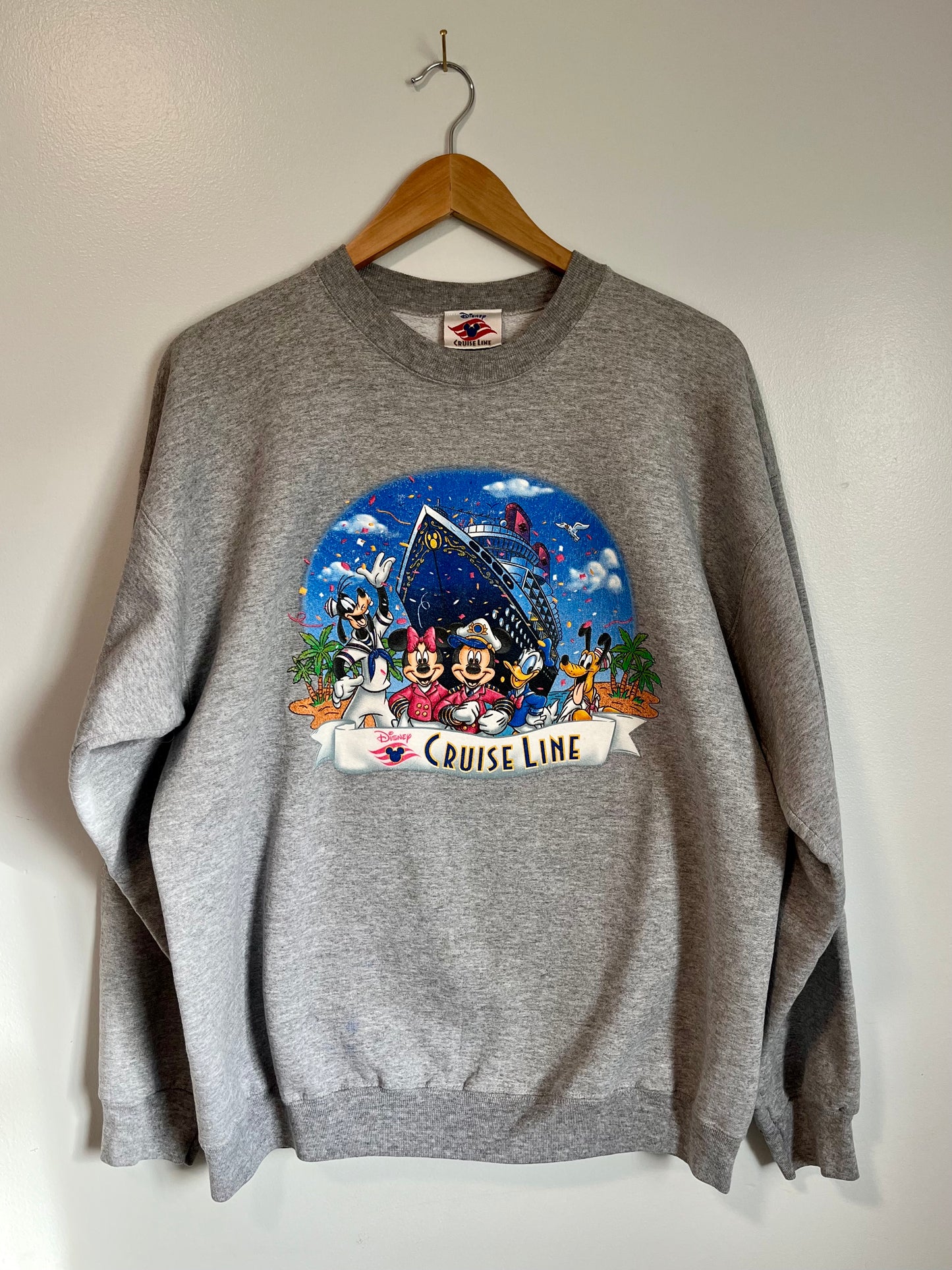 Vintage Disney Cruise Line crew neck - Large