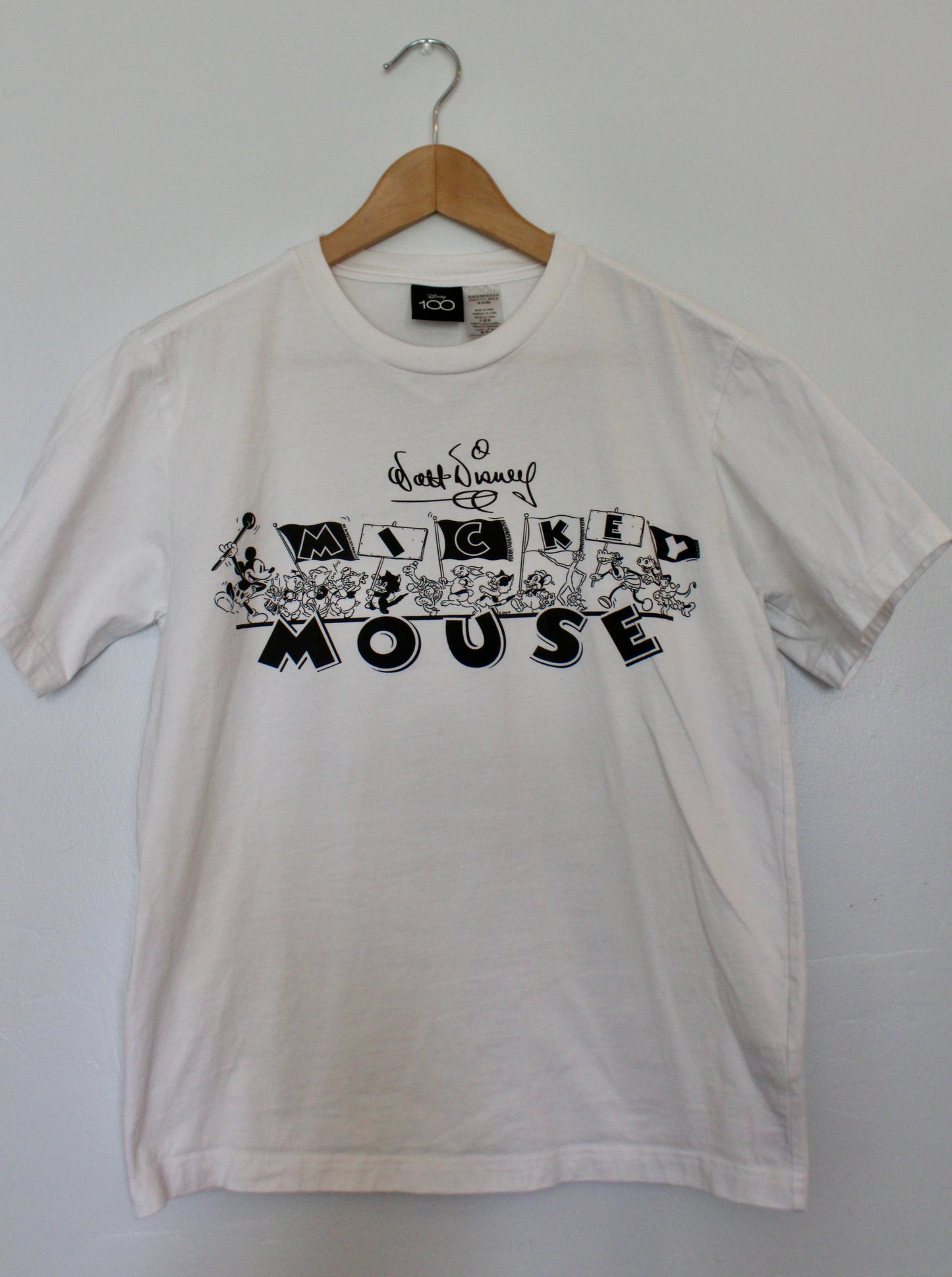 Vintage-inspired Mickey Mouse parade tee - XS