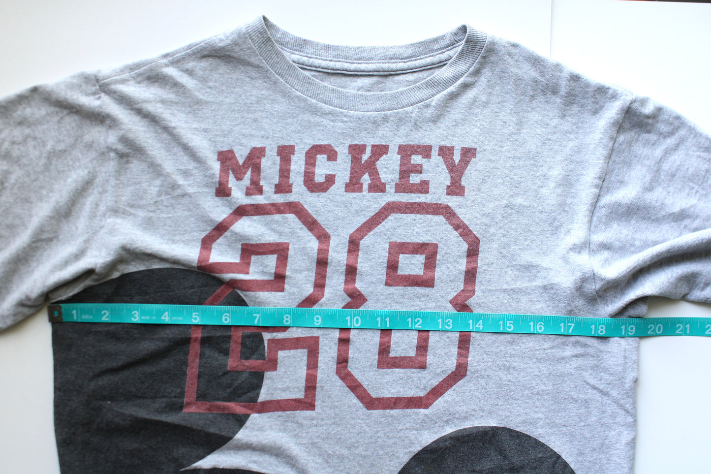 Mickey peeking sporty tee - XL