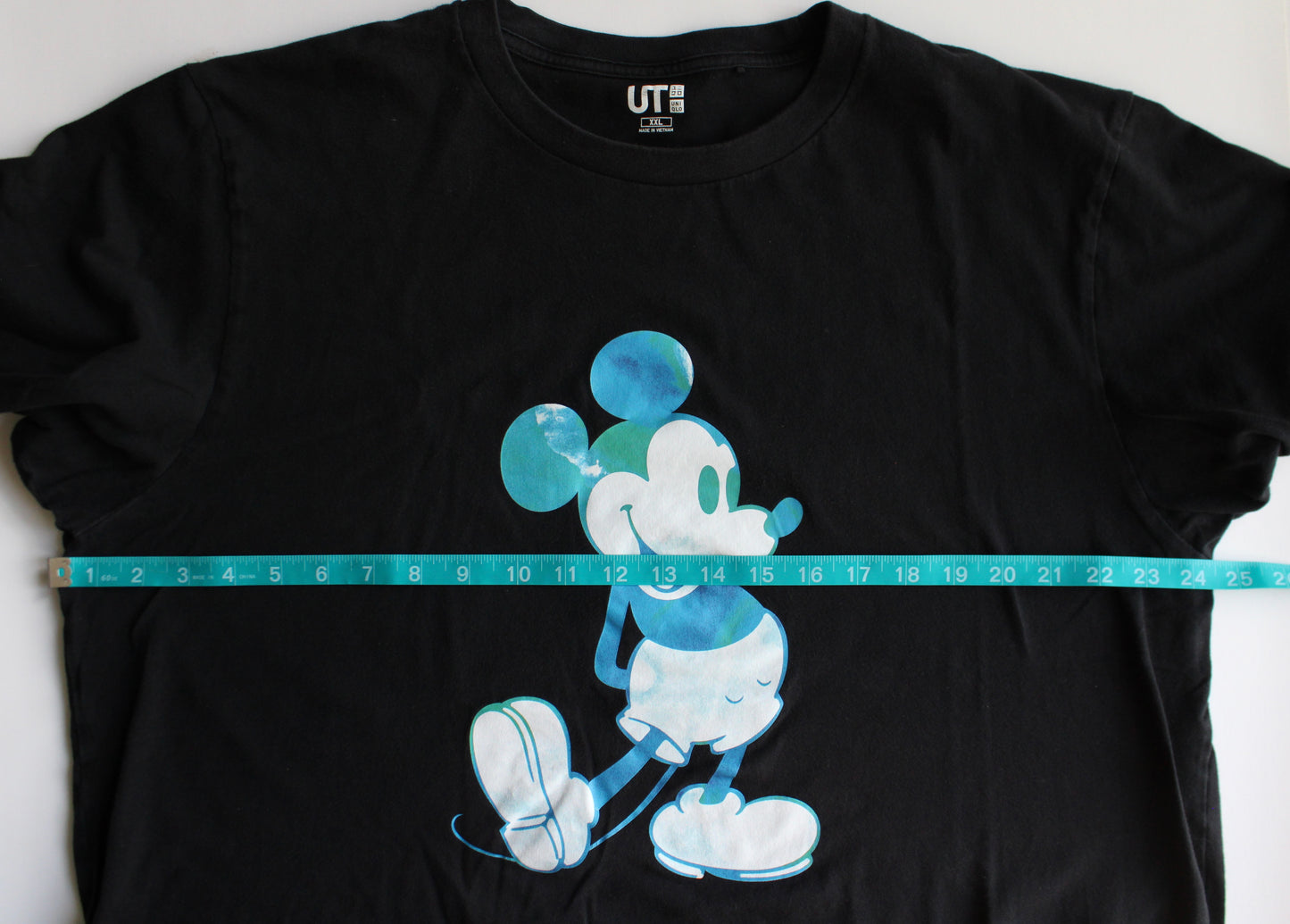 Uniqlo Mickey tee - XXL