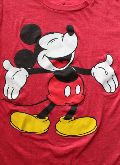 Red Mickey tee youth size L