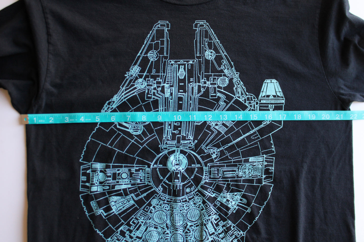 Millennium falcon long sleeve tee - size L