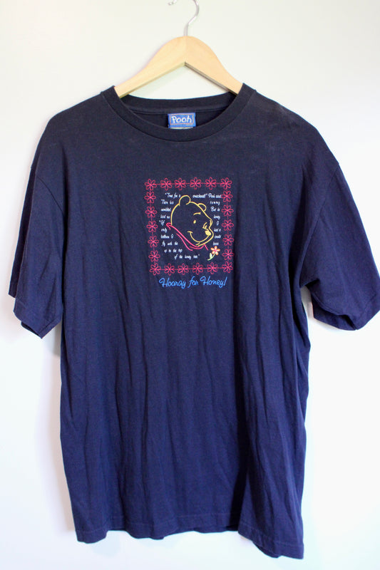 Vintage Jerry Leigh embroidered navy Winnie the Pooh tee - Large